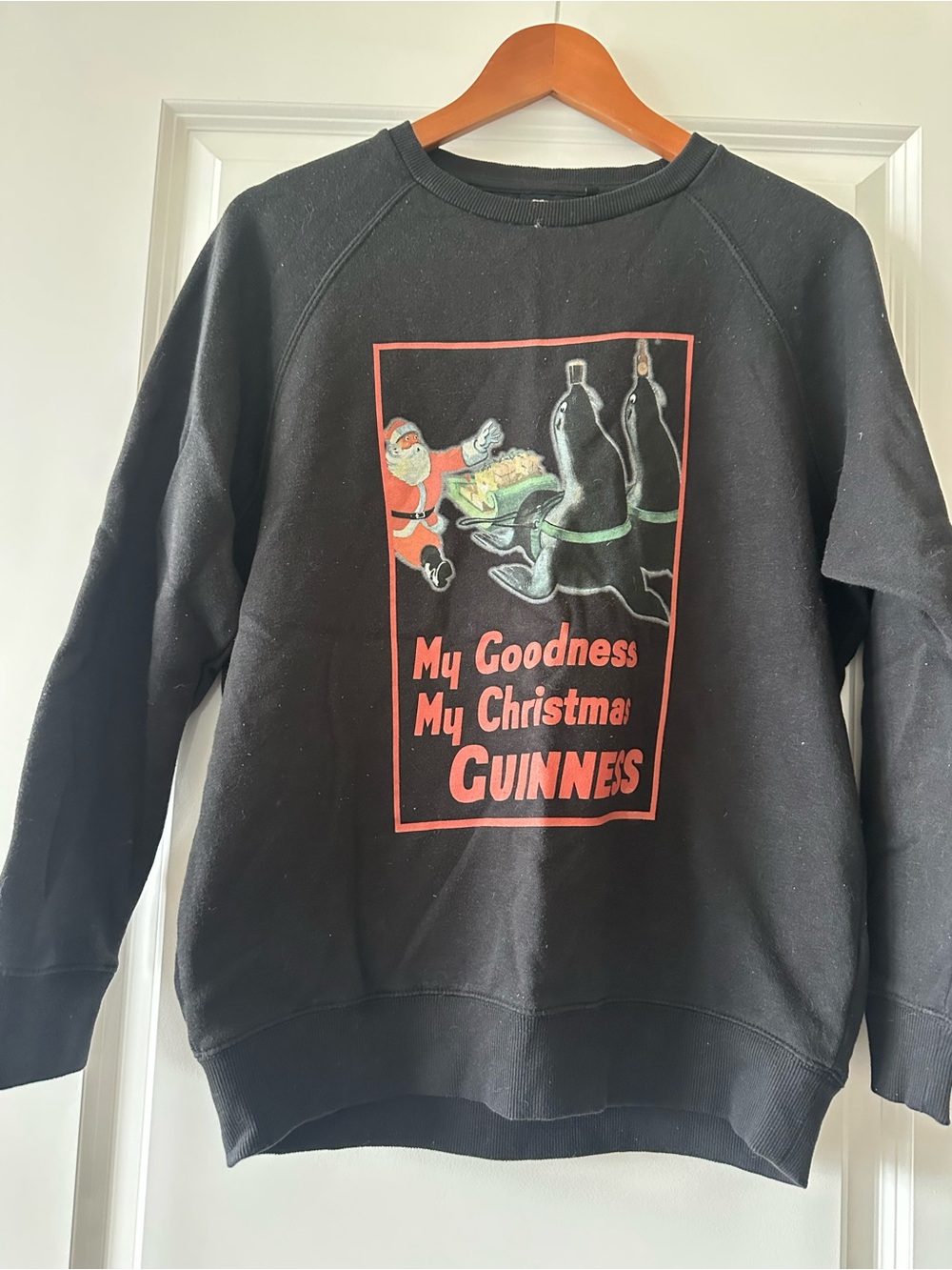 Guinness Black Holiday Graphic Crewneck Sweatshirt